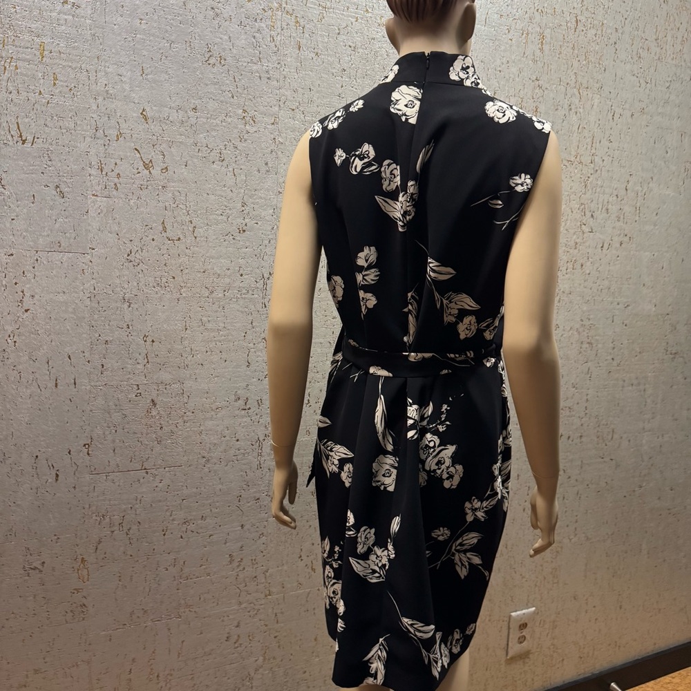 Jones Wear Black and White Asymmetrical Floral Wrap Dress - Picture 4 of 12
